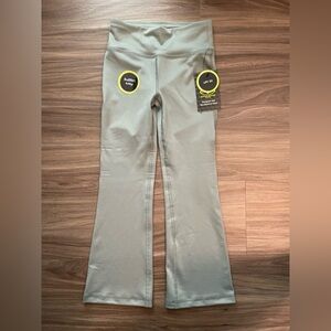 Athletic Works Girls UPF 30 Sage wide leg flare   Leggings size XS 4/5-NWT